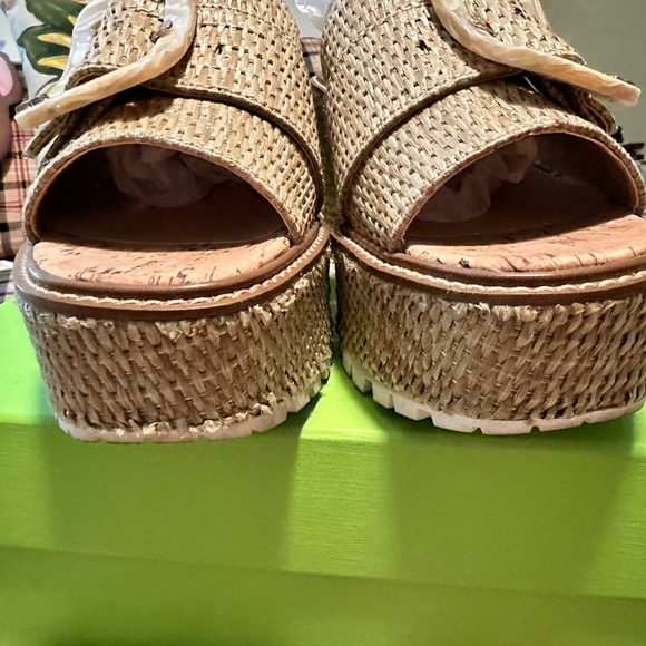 Sam Edelman Women's Livi Wedge Sandal - Picture 5 of 8